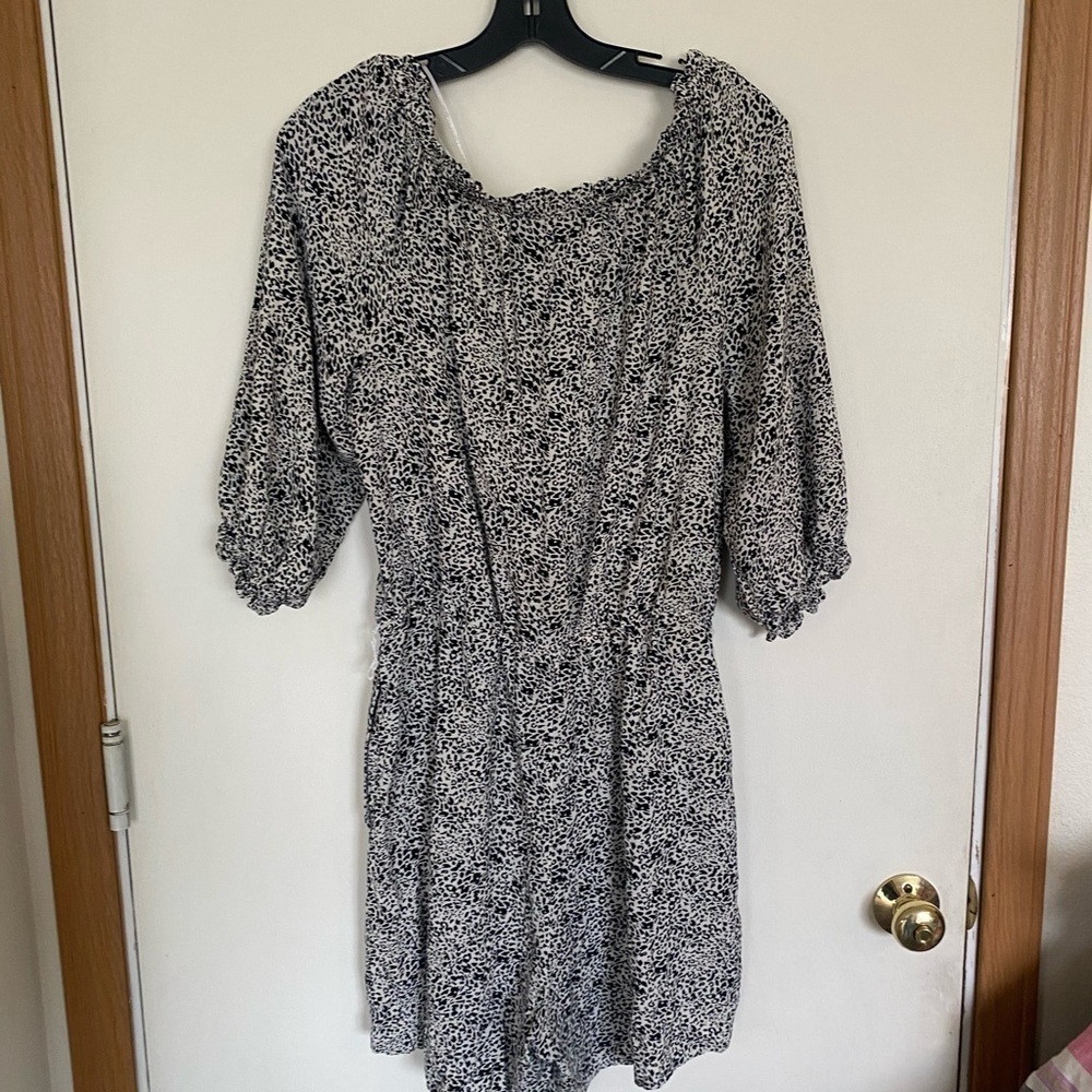 Ivy street large long sleeve romper